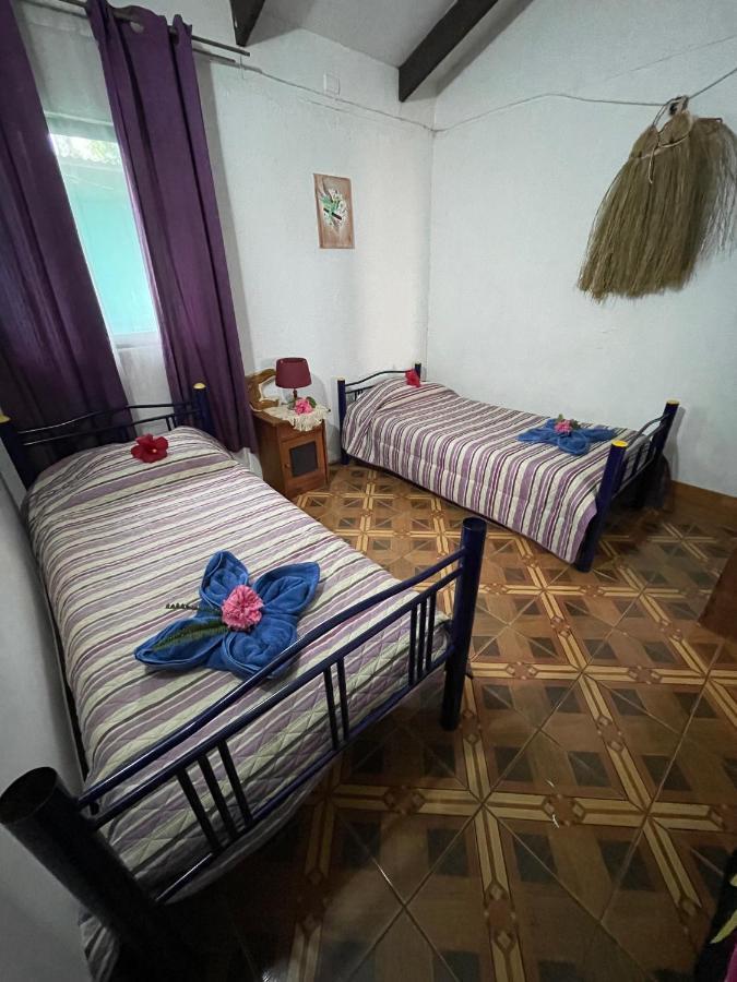 Pua Vaenga Hostel Hanga Roa Exterior foto